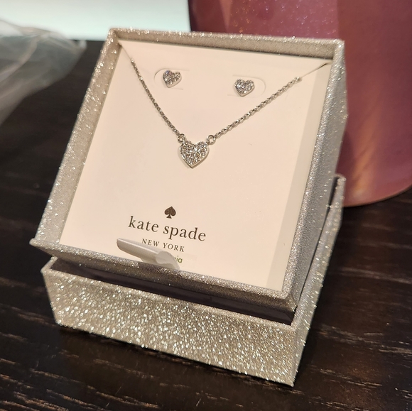 NWT Kate Spade Earring and Necklace Set - Picture 3 of 8